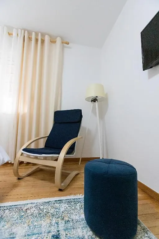 Light-2 Lovely Apartment In Тирана Албания
